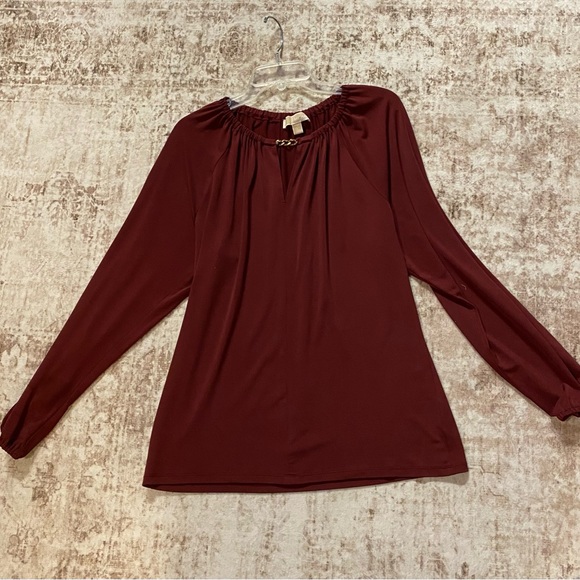 ‼️3/$20‼️ Michael Kors top - Picture 4 of 5